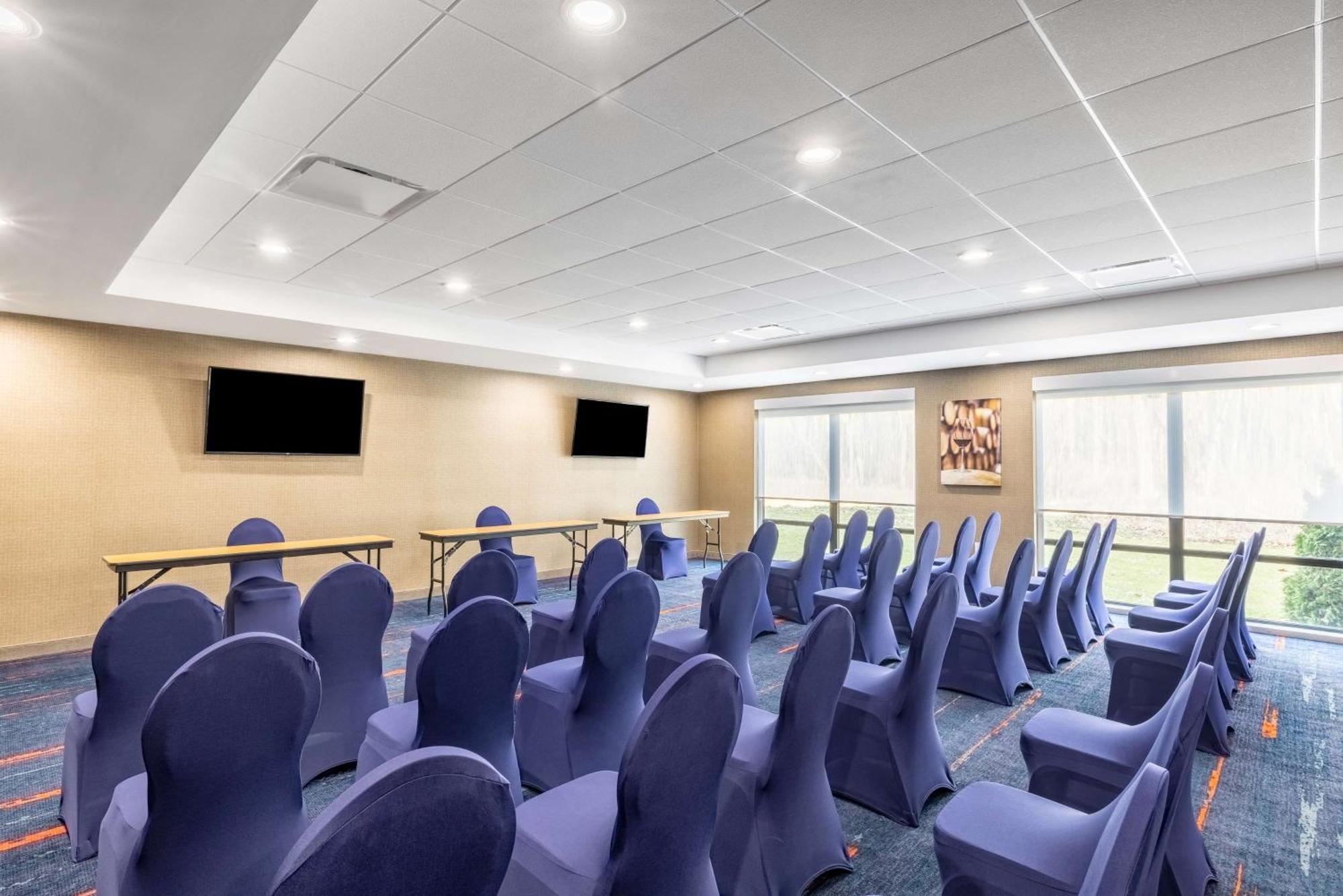 Hampton Inn & Suites Benton Harbor, Mi Bagian luar foto