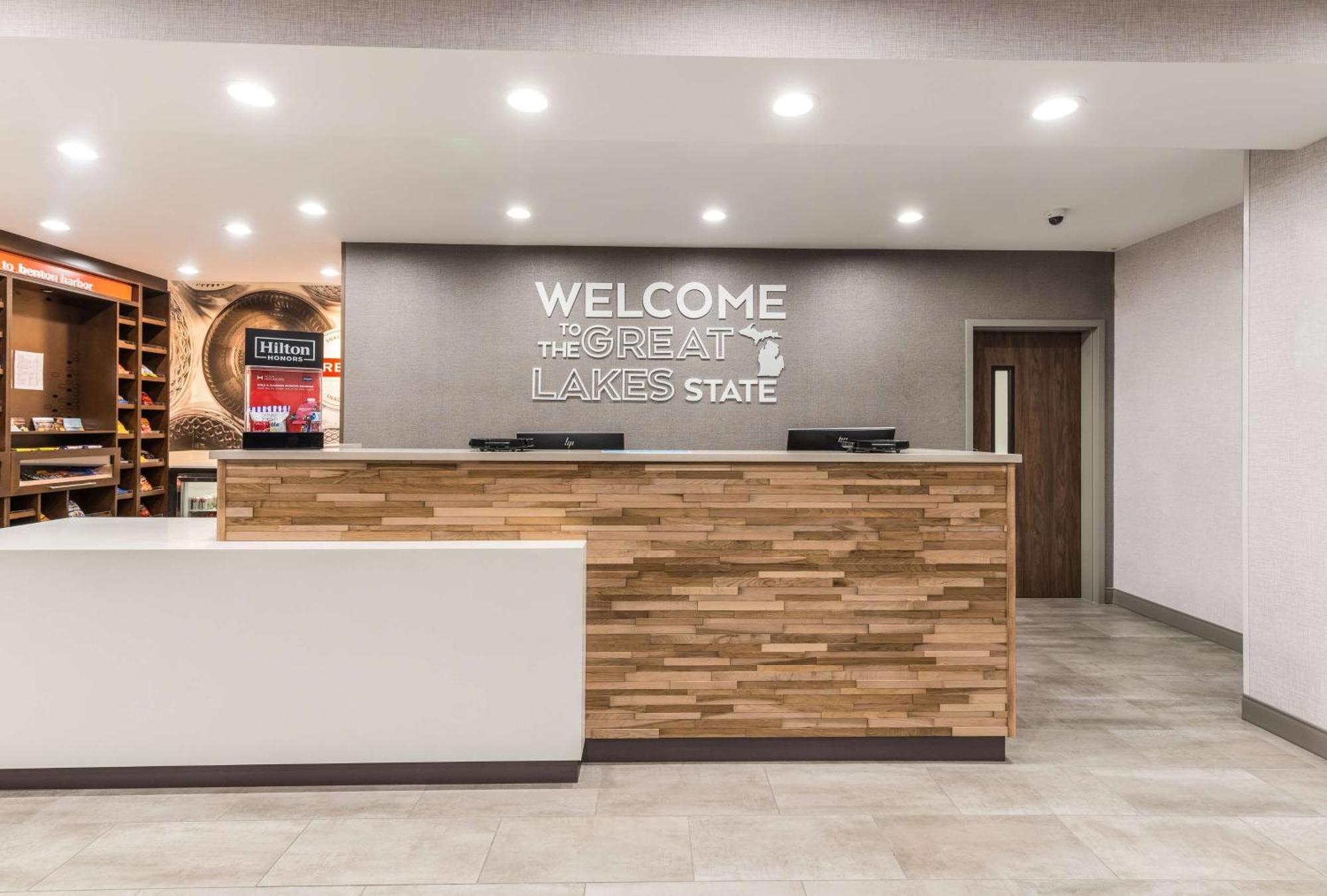 Hampton Inn & Suites Benton Harbor, Mi Bagian luar foto